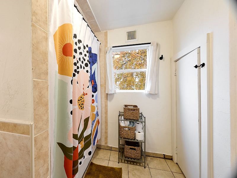 Furnished Finder property 453625_1 photo 12