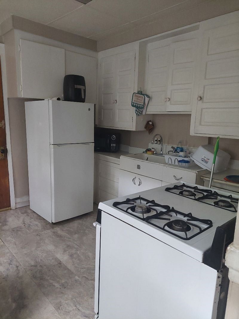 Furnished Finder property 453659_2 photo 6