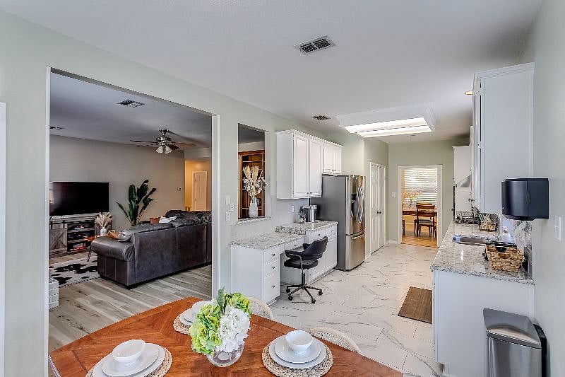 Furnished Finder property 453763_1 photo 10