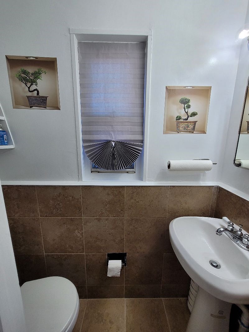 1st floor powder room