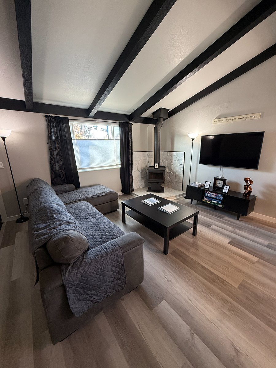 Furnished Finder property 453802_1 photo 3