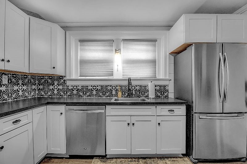 Furnished Finder property 453816_1 photo 3