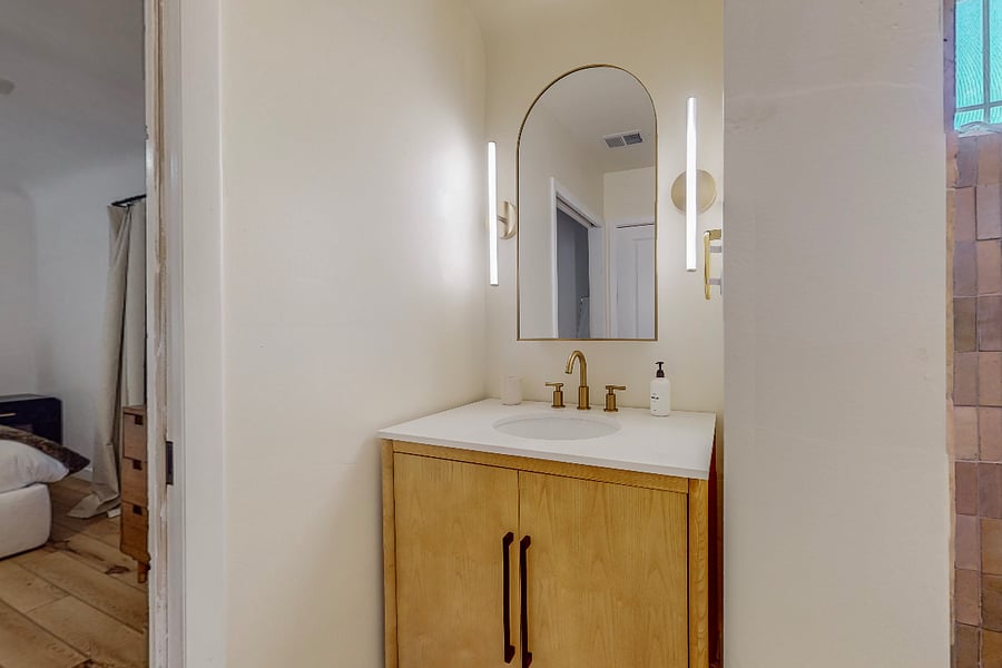 Furnished Finder property 453836_3 photo 12