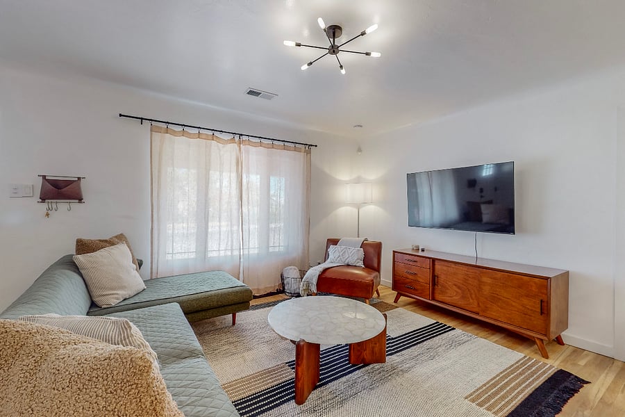 Furnished Finder property 453836_3 photo 7