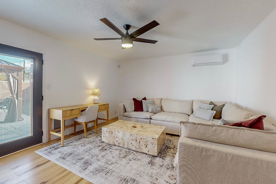 Furnished Finder property 453836_3 photo 8