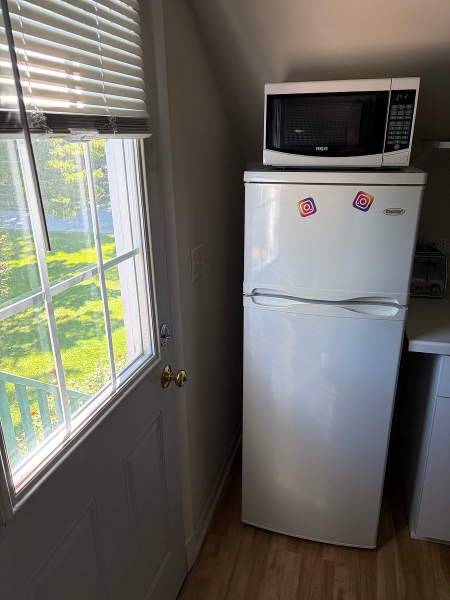 Furnished Finder property 453855_1 photo 3