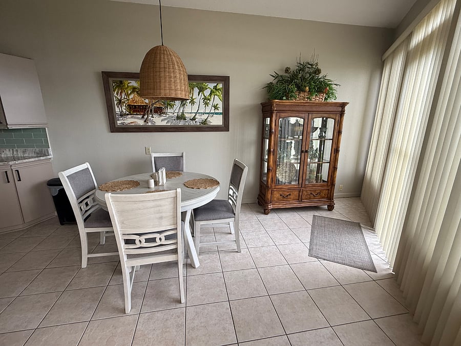 Furnished Finder property 453872_1 photo 9
