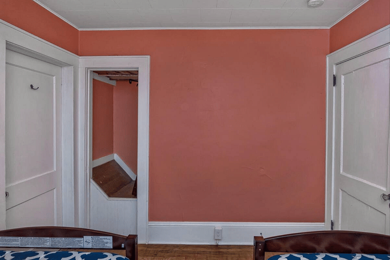 Third bedroom with two twin size beds