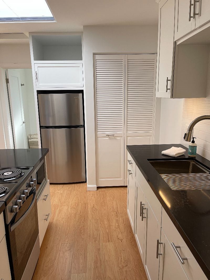 Furnished Finder property 453963_1 photo 11