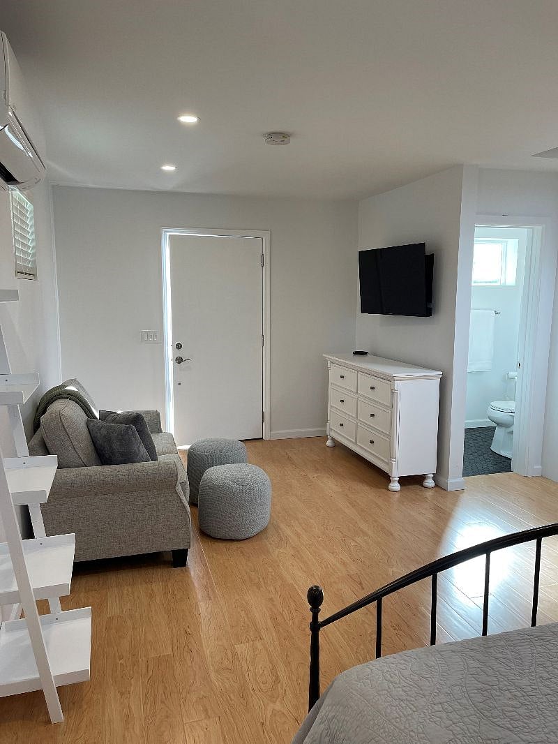 Furnished Finder property 453963_1 photo 14