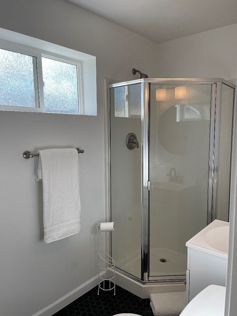 Furnished Finder property 453963_1 photo 7