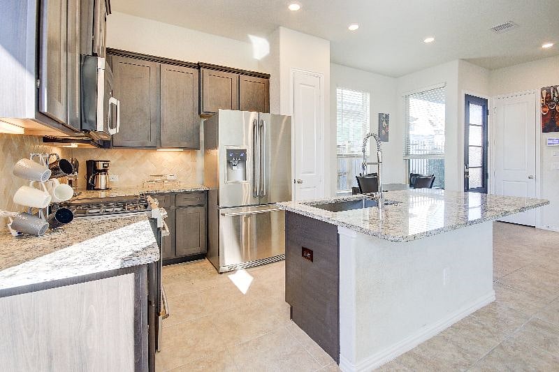 Furnished Finder property 453976_1 photo 11