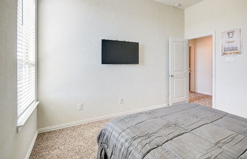 Furnished Finder property 453976_1 photo 24