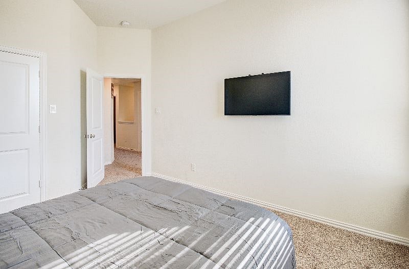 Furnished Finder property 453976_1 photo 30