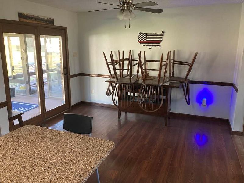 Shared kitchen. Quartz countertops.
Due to my work schedule, you will have the whole house to yourself many days a month.