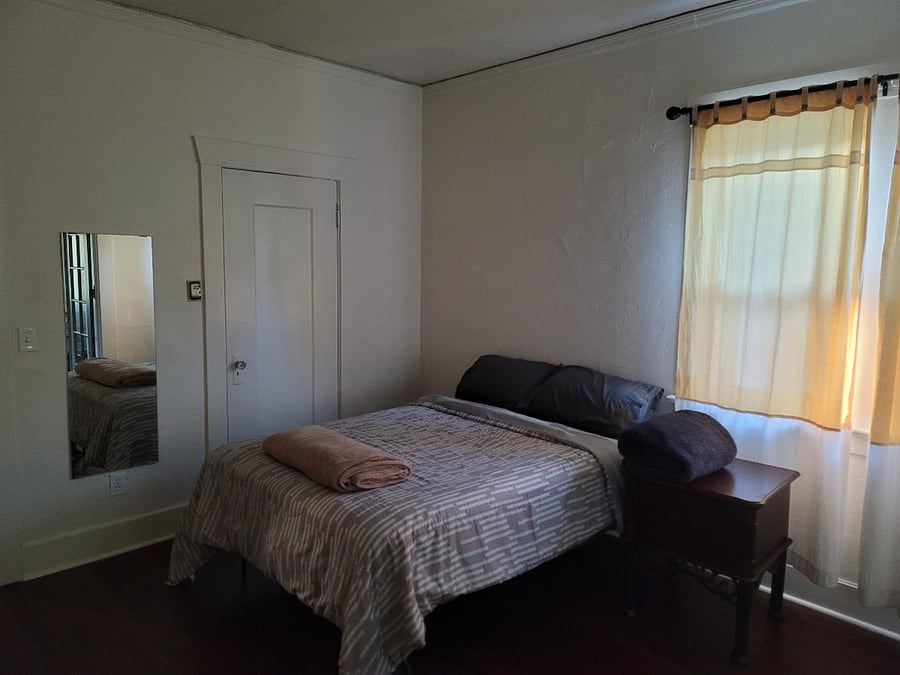 Furnished Finder property 454118_1 photo 9