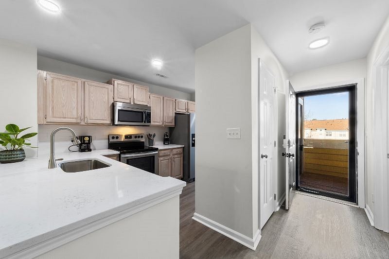 Furnished Finder property 454172_1 photo 6