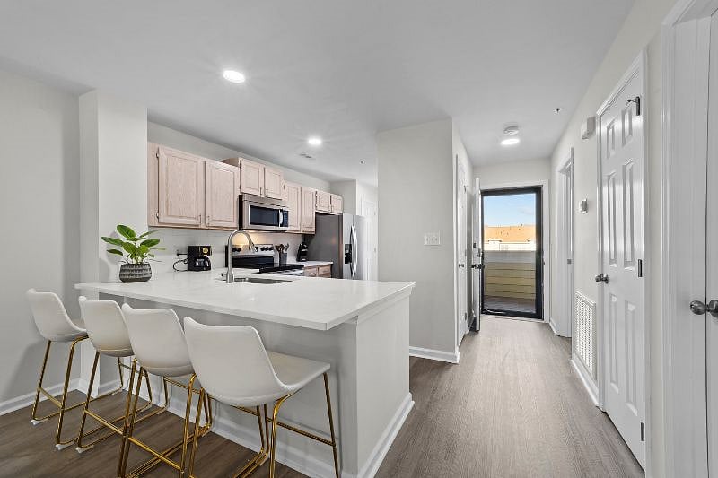 Furnished Finder property 454172_1 photo 9