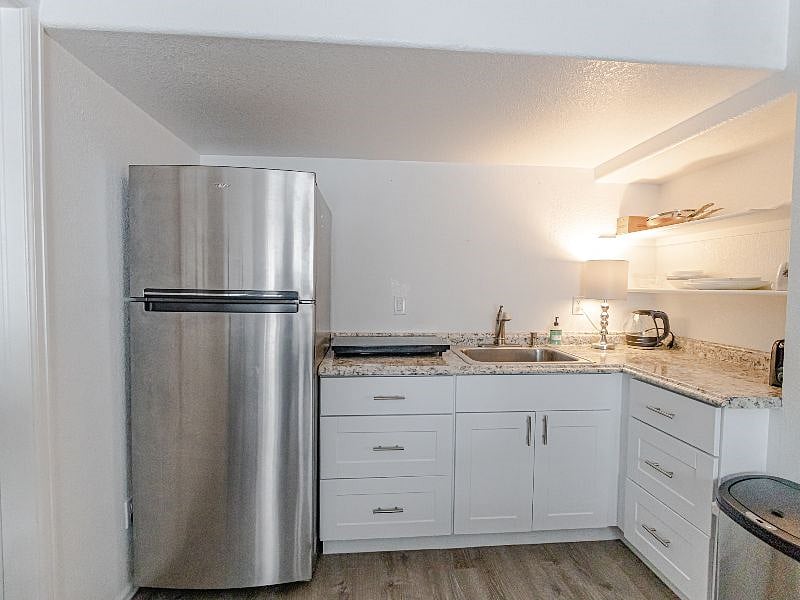 Furnished Finder property 454216_1 photo 8