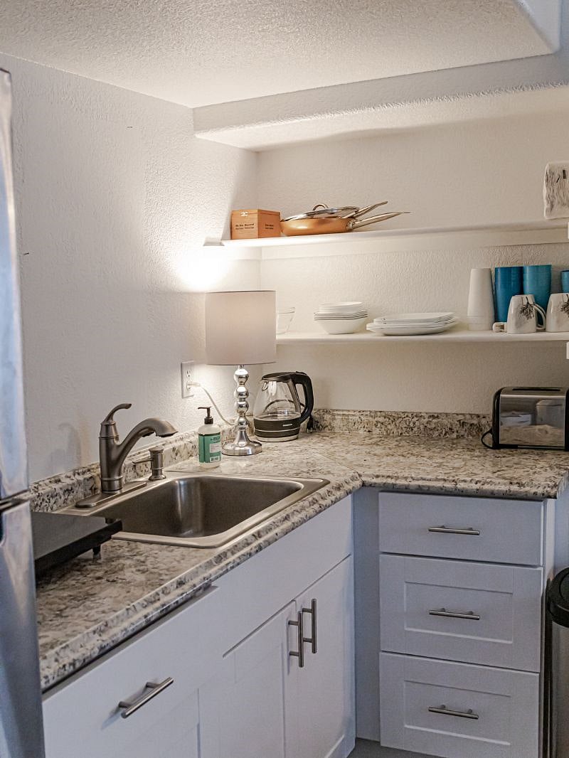 Furnished Finder property 454216_1 photo 17