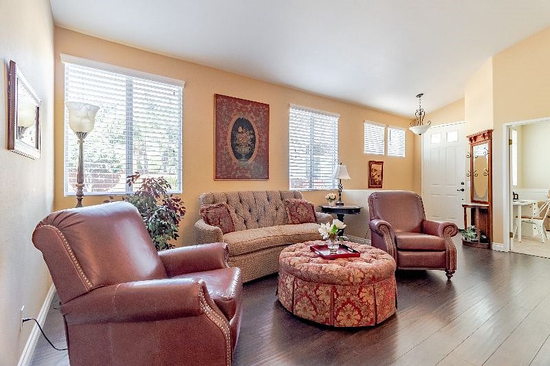 Furnished Finder property 454227_1 photo 5