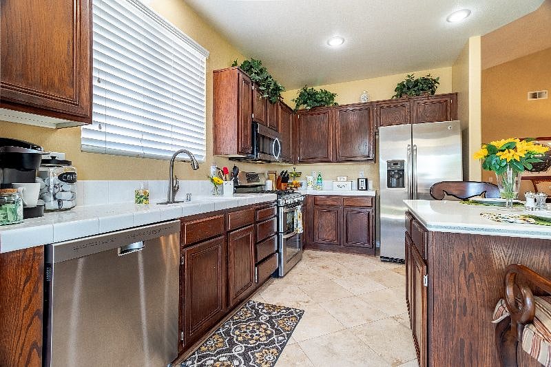 Furnished Finder property 454227_1 photo 17