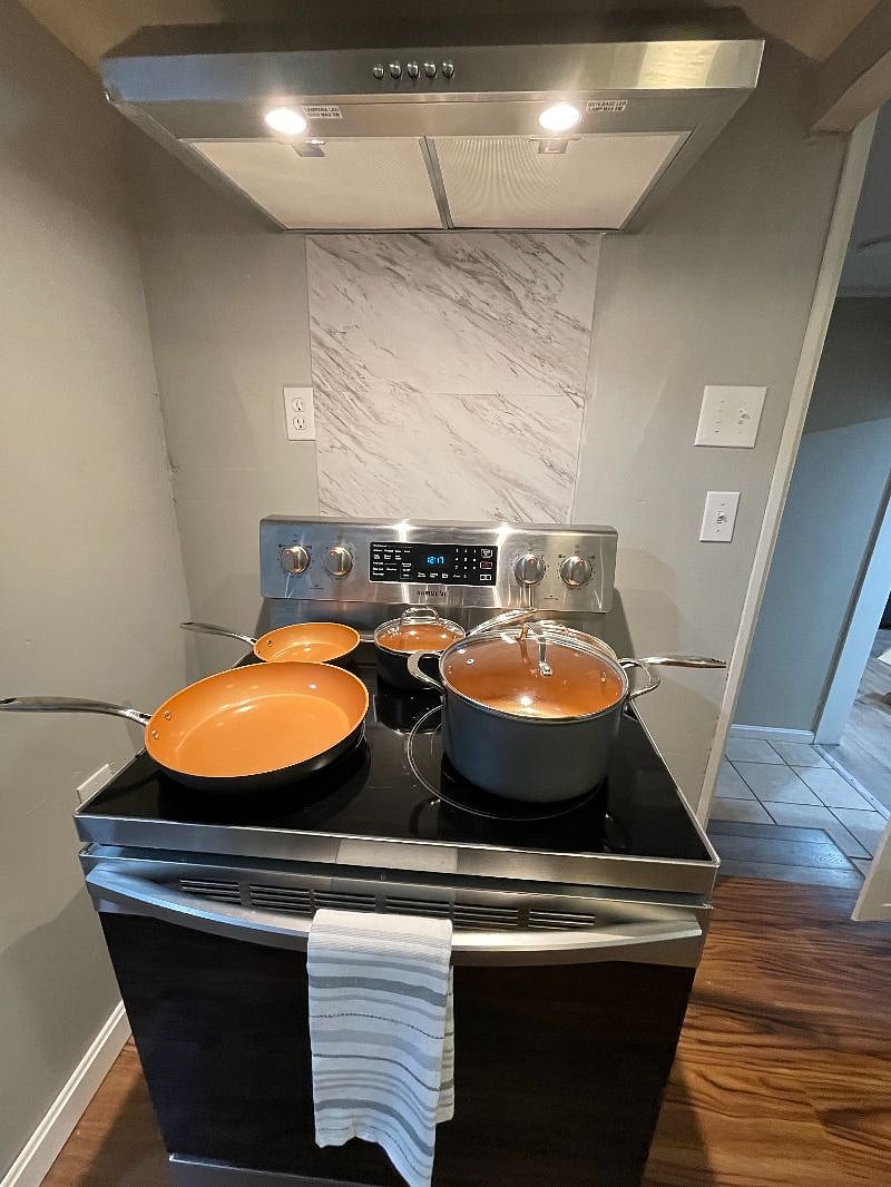Furnished Finder property 454255_1 photo 9