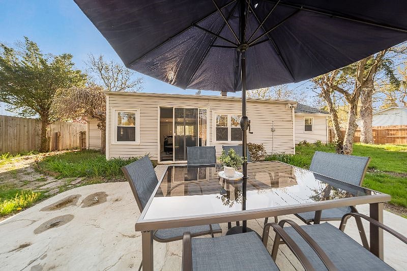 Furnished Finder property 454255_1 photo 13