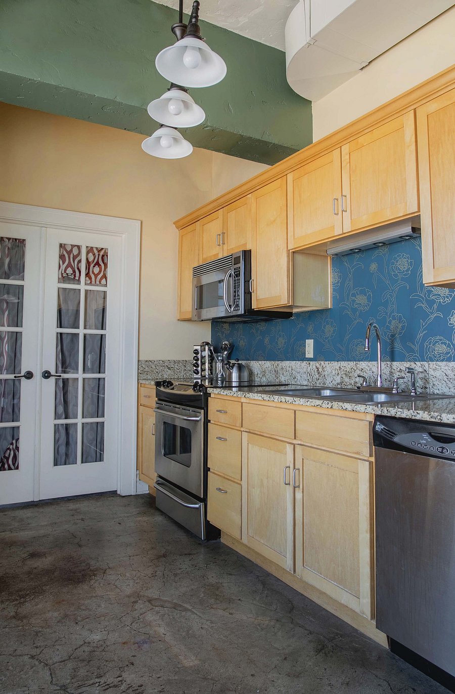 Furnished Finder property 454262_2 photo 4