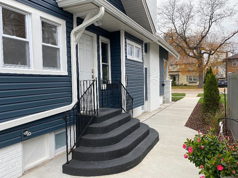 Private entrance for guests, offering easy & convenient access during your stay