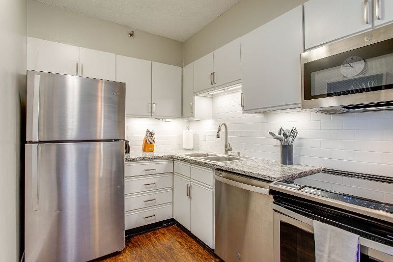 Furnished Finder property 454301_1 photo 7
