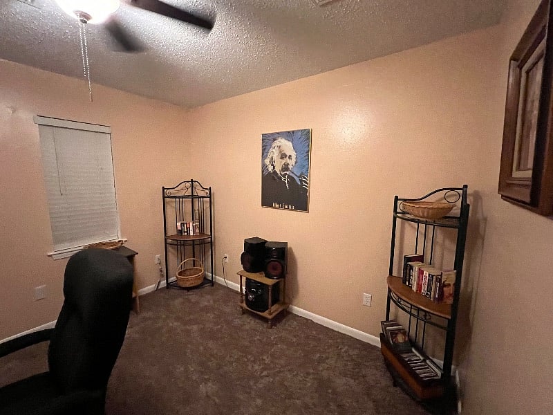 3rd room / Study 