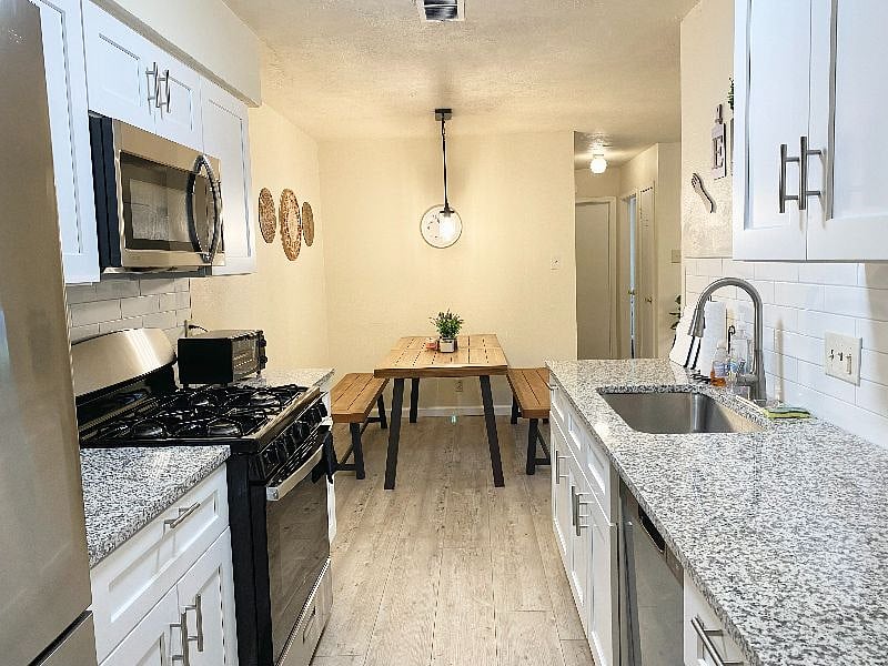 Furnished Finder property 454360_1 photo 9