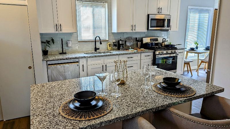 Furnished Finder property 454365_1 photo 9