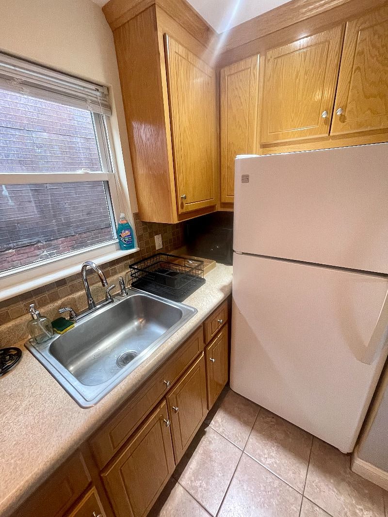 Furnished Finder property 454378_1 photo 17
