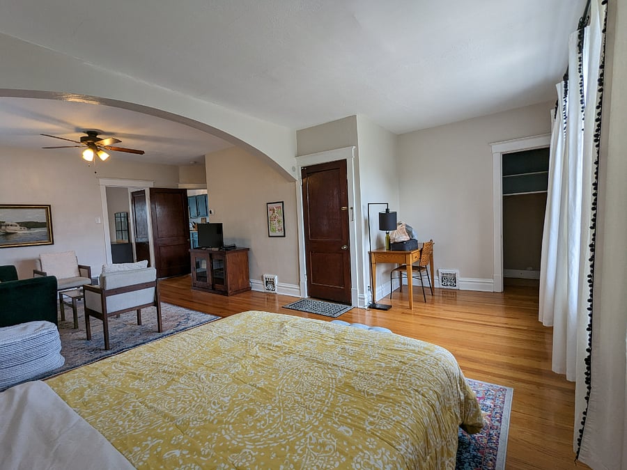 Furnished Finder property 454379_1 photo 3