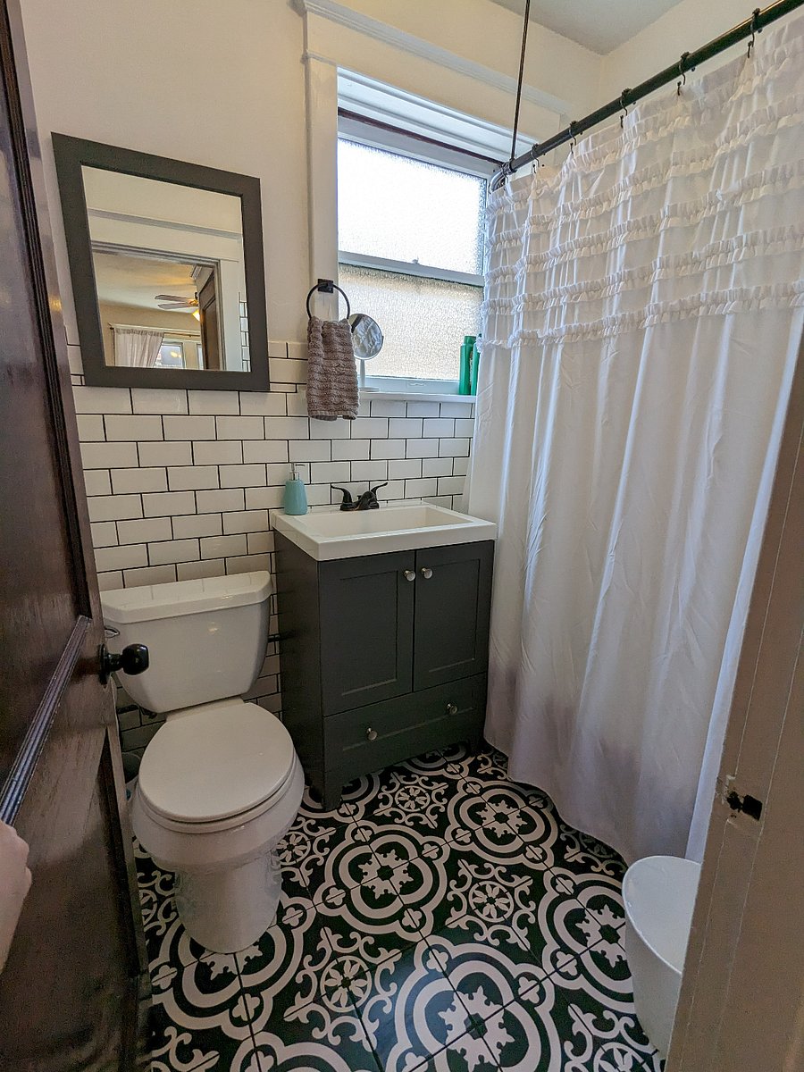 Furnished Finder property 454379_1 photo 8