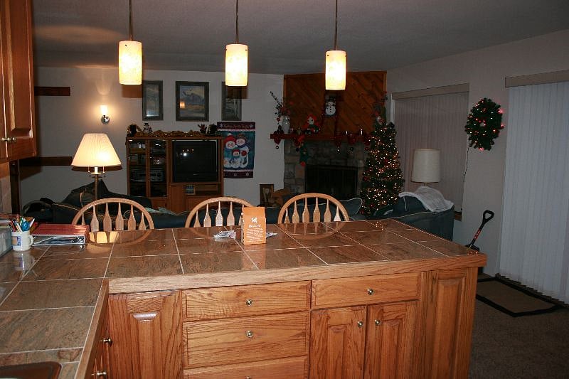 Breakfast bar