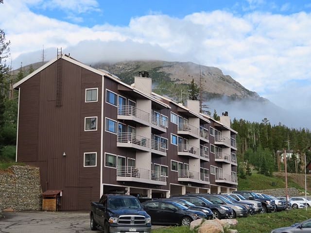 2nd floor corner unit