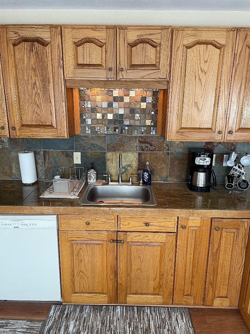Furnished Finder property 454393_1 photo 3