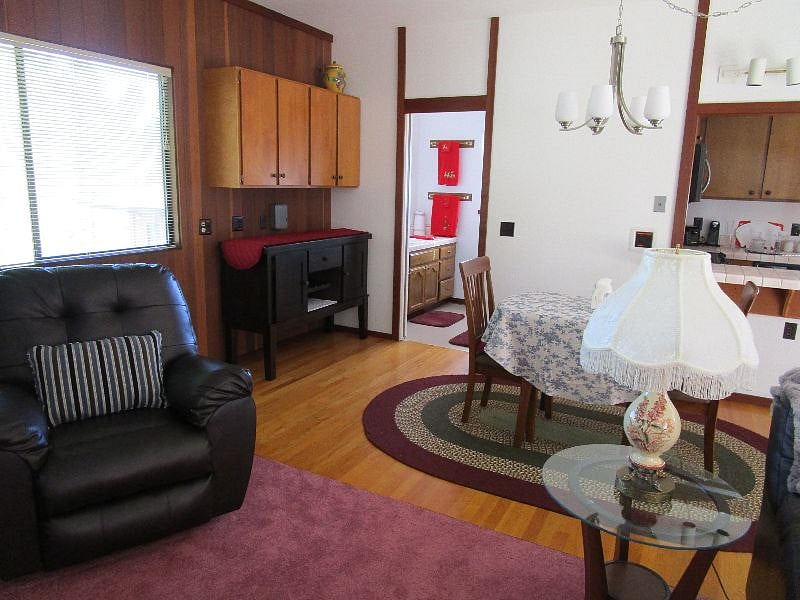 Furnished Finder property 454437_1 photo 12