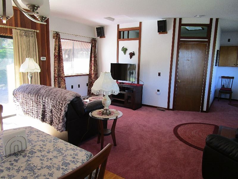 Furnished Finder property 454437_1 photo 17