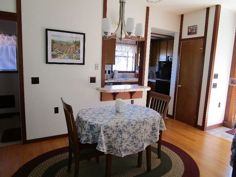 Furnished Finder property 454437_1 photo 20
