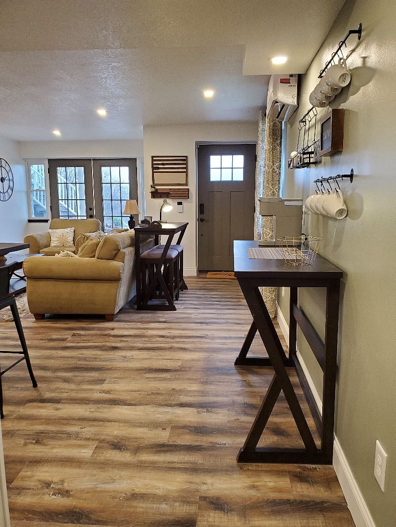 Furnished Finder property 454688_1 photo 8