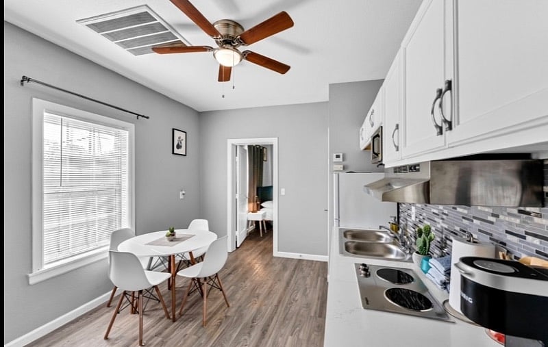 Furnished Finder property 454702_1 photo 11