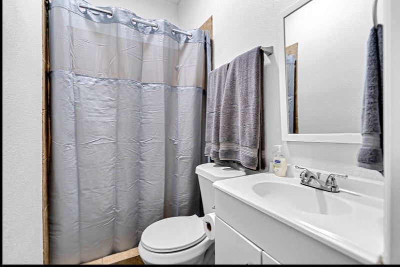 Furnished Finder property 454702_1 photo 17