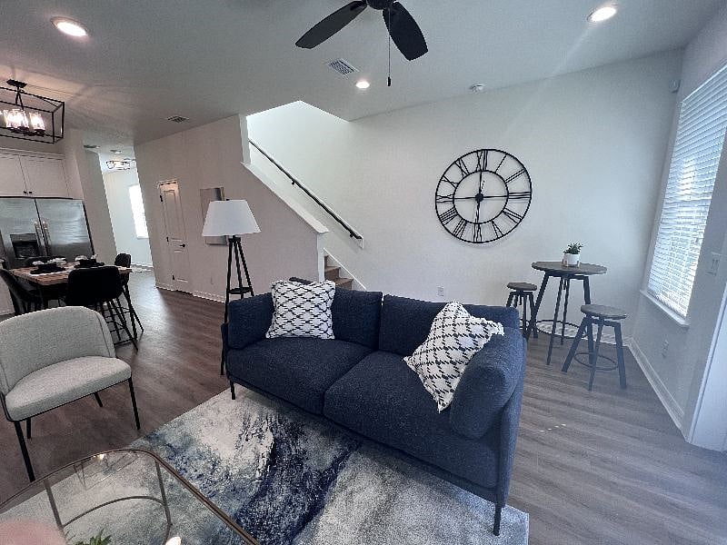Furnished Finder property 454774_1 photo 8