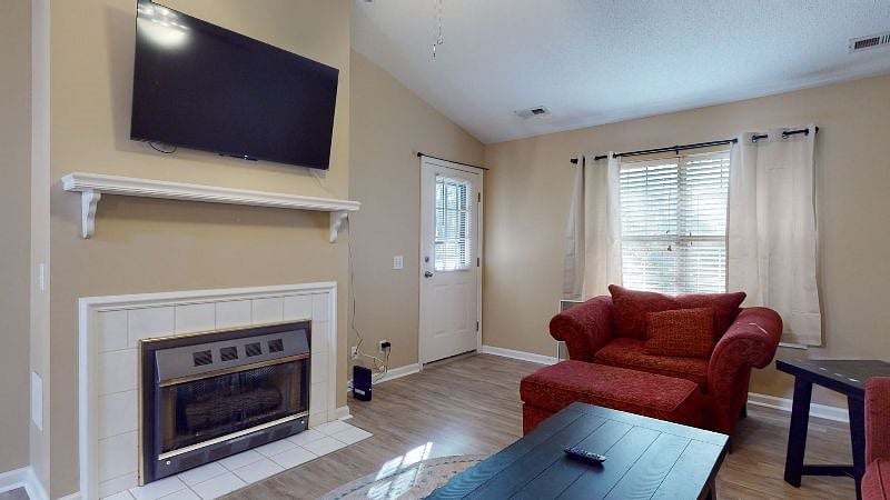 Furnished Finder property 454859_1 photo 3