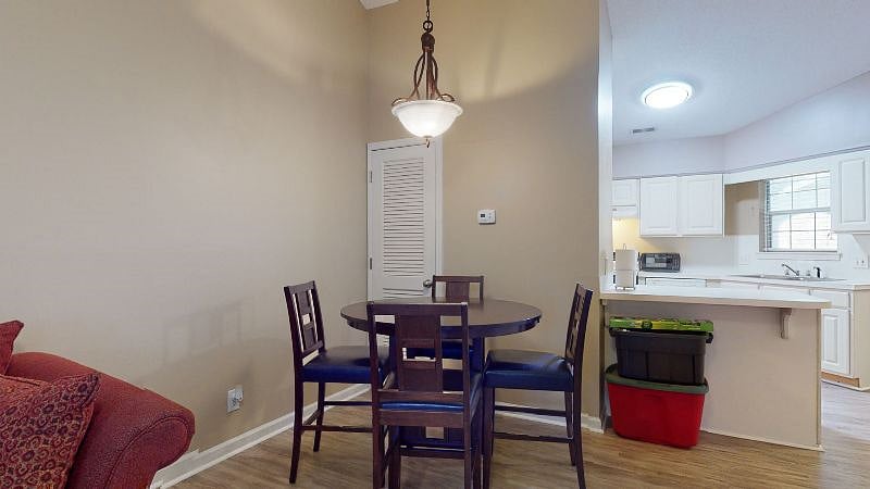 Furnished Finder property 454859_1 photo 5