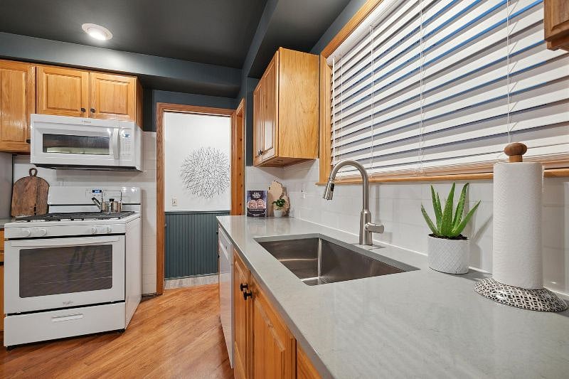 Furnished Finder property 454868_1 photo 8